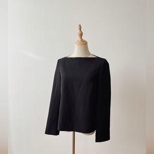 ZARA Sliced Boatneck Black Crepe Long Sleeve Top Womens Small